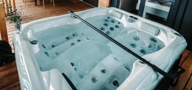 Sea House Pool & Jacuzzi, Bikes, Sup - Privilege Point Camping & Villas Selce Ngoại thất bức ảnh